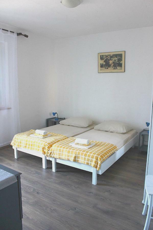 Apartments Markov Murter Esterno foto